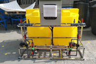 El tanque de dosificación químico comercial de 220 galones para el sistema aflautado enfriado de la circulación del agua del lazo cerrado